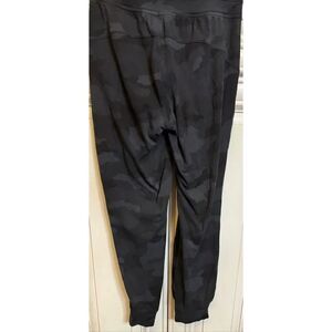 Lululemon Camouflage Ready to Rulu Cropped Jogger Pants Deep Coal Multi Size 0